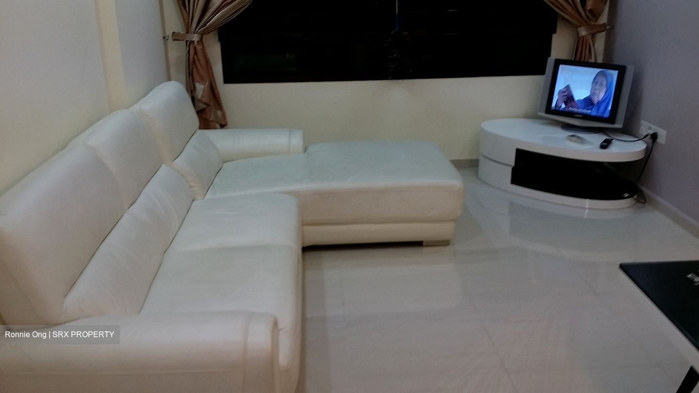 Boon Lay Meadow thumbnail photo